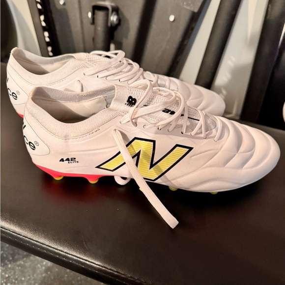 New Balance Mens 442 Elite Fg V2 main image 4